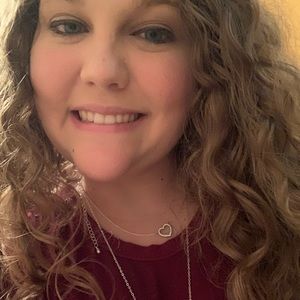 Meet your Posher, Brittney